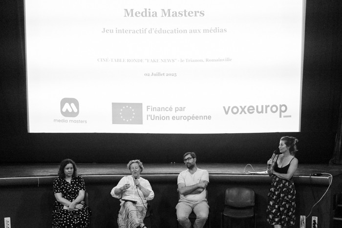 Month Day Year Photograph by Constance Decorde / Hans LucasJour Mois Annee Photographies par Constance Decorde / Hans Lucas